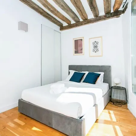 The Louvre & Rivoli - Cityapartmentstay Apartmán *