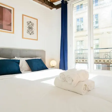 The Louvre & Rivoli - Cityapartmentstay * Paříž
